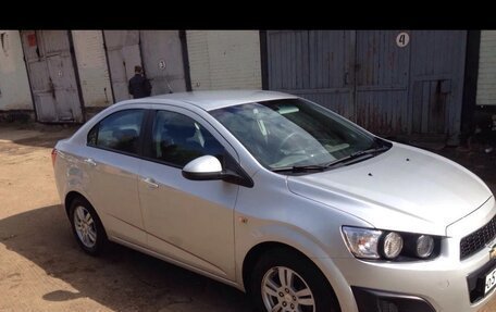 Chevrolet Aveo III, 2012 год, 700 000 рублей, 2 фотография