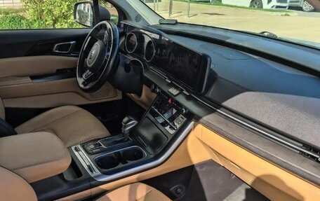 KIA Carnival, 2020 год, 3 650 000 рублей, 9 фотография