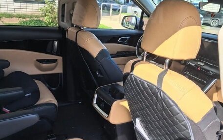 KIA Carnival, 2020 год, 3 650 000 рублей, 18 фотография