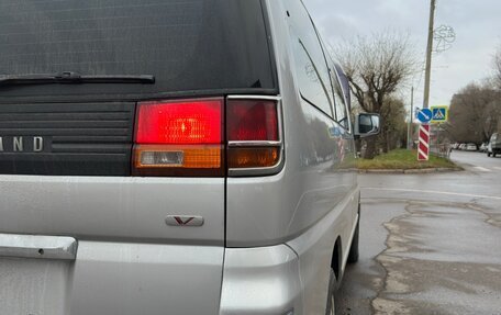 Nissan Elgrand I, 1998 год, 700 000 рублей, 10 фотография