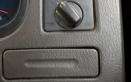 Nissan Elgrand I, 1998 год, 700 000 рублей, 14 фотография