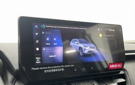 Toyota RAV4, 2025 год, 4 400 000 рублей, 15 фотография