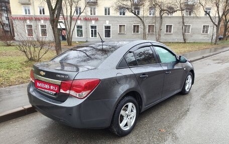 Chevrolet Cruze II, 2012 год, 590 000 рублей, 4 фотография