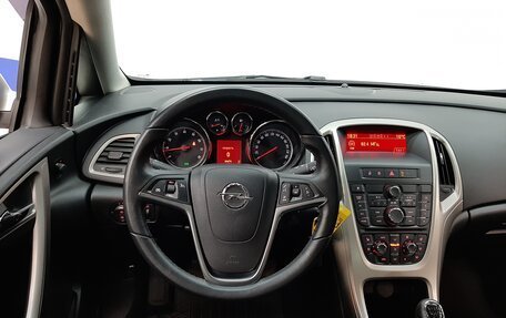 Opel Astra J, 2011 год, 890 000 рублей, 14 фотография