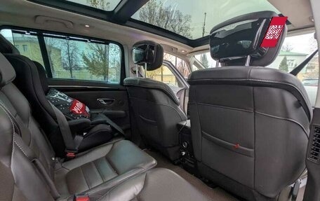 Renault Espace V рестайлинг, 2016 год, 2 400 000 рублей, 11 фотография