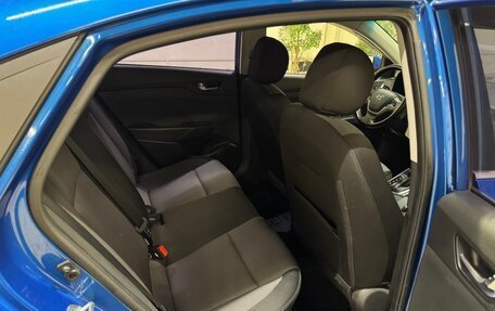 Hyundai Solaris II рестайлинг, 2017 год, 1 390 000 рублей, 10 фотография