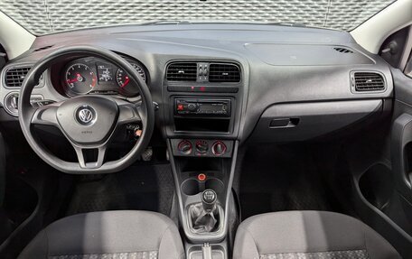 Volkswagen Polo VI (EU Market), 2015 год, 870 000 рублей, 12 фотография