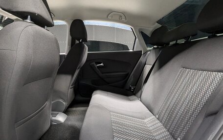 Volkswagen Polo VI (EU Market), 2015 год, 870 000 рублей, 26 фотография