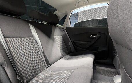 Volkswagen Polo VI (EU Market), 2015 год, 870 000 рублей, 25 фотография