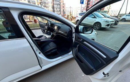 Renault Megane IV, 2019 год, 1 800 000 рублей, 11 фотография