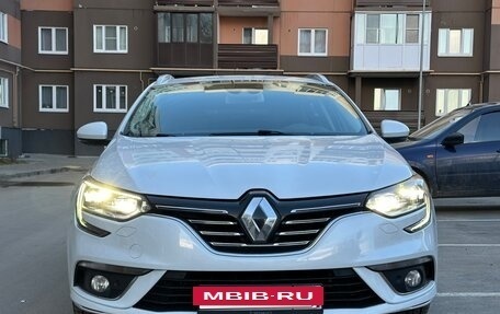 Renault Megane IV, 2019 год, 1 800 000 рублей, 10 фотография