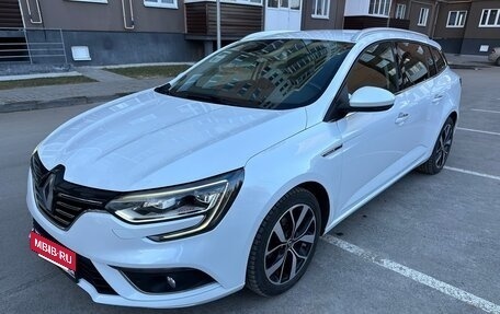 Renault Megane IV, 2019 год, 1 800 000 рублей, 17 фотография