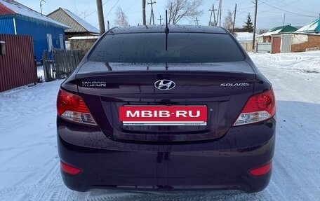 Hyundai Solaris II рестайлинг, 2012 год, 900 000 рублей, 3 фотография