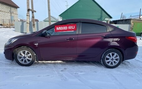 Hyundai Solaris II рестайлинг, 2012 год, 900 000 рублей, 2 фотография