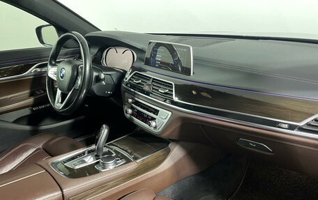 BMW 7 серия, 2016 год, 3 599 000 рублей, 15 фотография