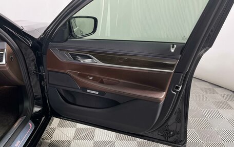 BMW 7 серия, 2016 год, 3 599 000 рублей, 32 фотография