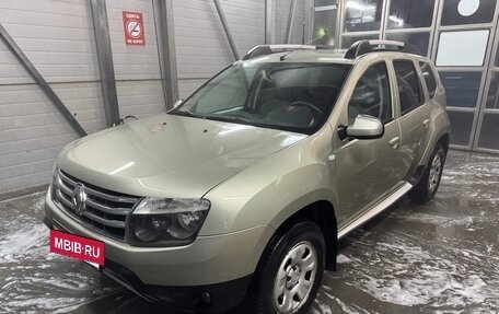 Renault Duster I рестайлинг, 2013 год, 850 000 рублей, 2 фотография