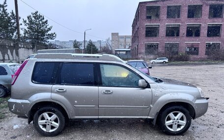 Nissan X-Trail, 2005 год, 560 000 рублей, 4 фотография