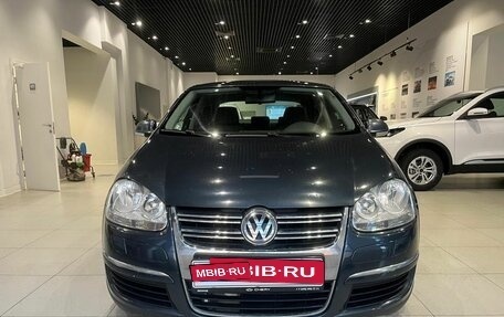 Volkswagen Jetta VI, 2007 год, 600 000 рублей, 2 фотография