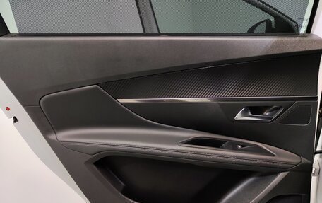 Peugeot 5008 II, 2019 год, 2 090 000 рублей, 17 фотография