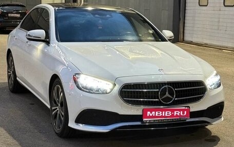 Mercedes-Benz E-Класс, 2020 год, 4 150 000 рублей, 1 фотография