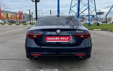 Alfa Romeo Giulia II, 2016 год, 2 000 000 рублей, 6 фотография