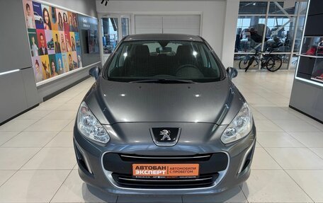 Peugeot 308 II, 2011 год, 555 000 рублей, 2 фотография