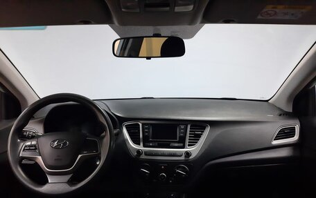 Hyundai Solaris II рестайлинг, 2019 год, 1 662 000 рублей, 12 фотография