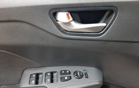 Hyundai Solaris II рестайлинг, 2019 год, 1 662 000 рублей, 17 фотография