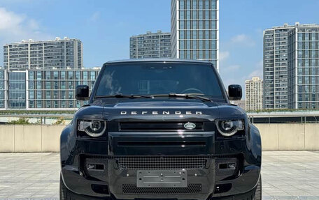 Land Rover Defender II, 2024 год, 12 590 047 рублей, 2 фотография