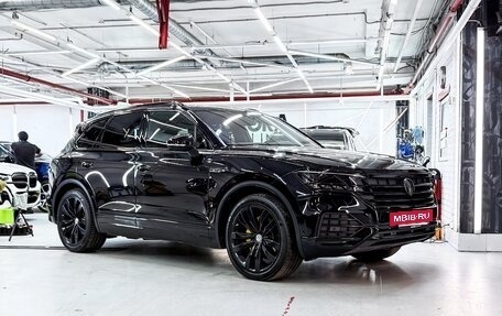 Volkswagen Touareg III, 2020 год, 6 300 000 рублей, 2 фотография