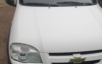 Chevrolet Niva I рестайлинг, 2015 год, 740 000 рублей, 1 фотография