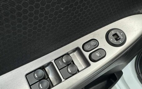 Hyundai Solaris II рестайлинг, 2015 год, 970 000 рублей, 11 фотография