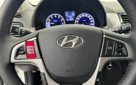 Hyundai Solaris II рестайлинг, 2015 год, 970 000 рублей, 13 фотография