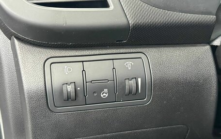 Hyundai Solaris II рестайлинг, 2015 год, 970 000 рублей, 15 фотография