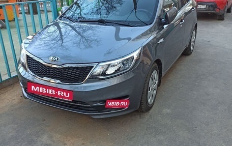 KIA Rio III рестайлинг, 2015 год, 1 220 000 рублей, 18 фотография
