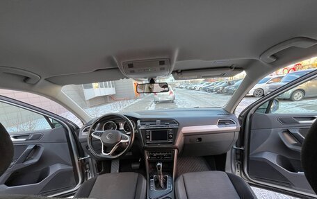 Volkswagen Tiguan II, 2020 год, 2 500 000 рублей, 13 фотография