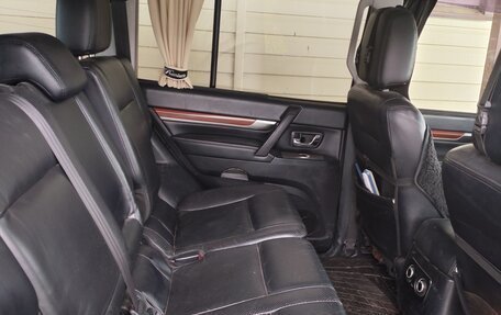 Mitsubishi Pajero IV, 2008 год, 1 350 000 рублей, 7 фотография