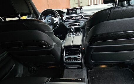 BMW 7 серия, 2017 год, 4 100 000 рублей, 12 фотография