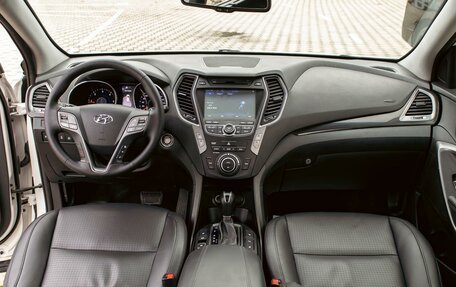 Hyundai Santa Fe III рестайлинг, 2013 год, 1 695 000 рублей, 16 фотография