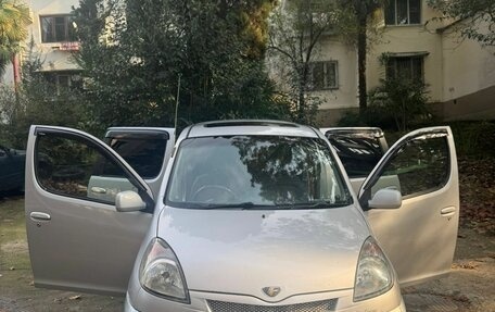 Toyota FunCargo, 2000 год, 450 000 рублей, 2 фотография