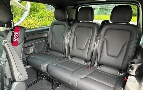 Mercedes-Benz V-Класс, 2025 год, 9 700 000 рублей, 10 фотография