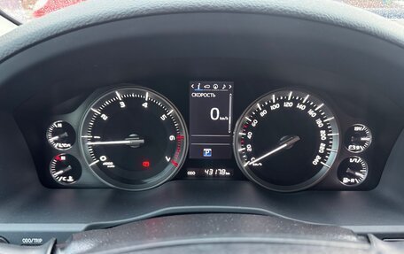 Toyota Land Cruiser 200, 2019 год, 8 500 000 рублей, 2 фотография