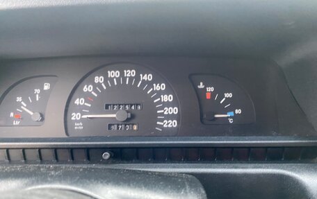 Opel Omega A, 1987 год, 265 000 рублей, 2 фотография