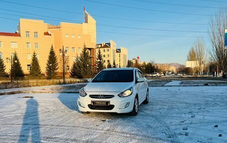 Hyundai Solaris II рестайлинг, 2014 год, 909 000 рублей, 2 фотография