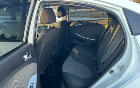 Hyundai Solaris II рестайлинг, 2014 год, 909 000 рублей, 11 фотография