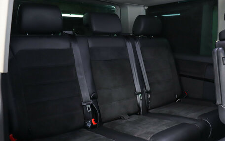 Volkswagen Multivan T6 рестайлинг, 2019 год, 3 990 000 рублей, 17 фотография