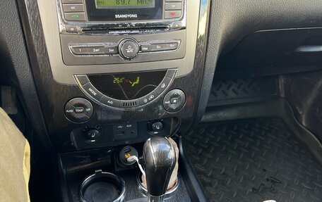 SsangYong Rexton III, 2012 год, 950 000 рублей, 24 фотография