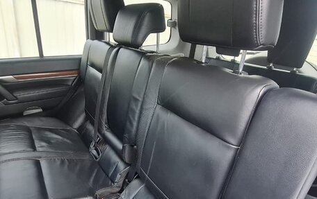 Mitsubishi Pajero IV, 2007 год, 1 350 000 рублей, 21 фотография