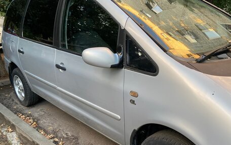 Volkswagen Sharan I рестайлинг, 1995 год, 410 000 рублей, 10 фотография